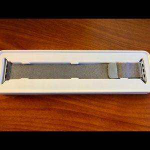 Apple Watch 38mm Milanese loop watch band